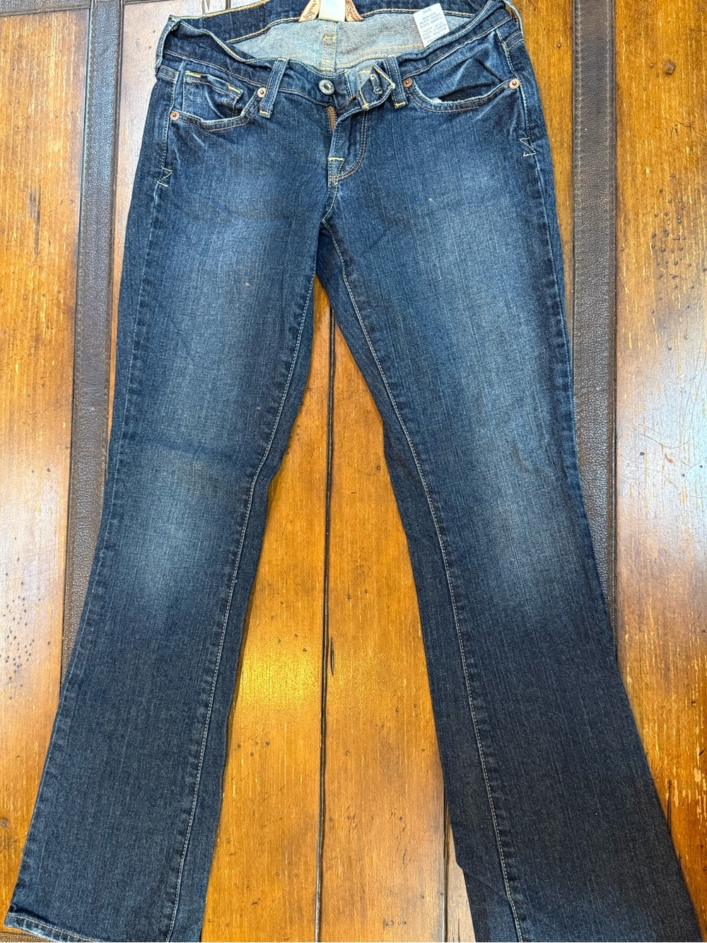 VINTAGE Y2k Lucky Brand Women's Dark Blue Flare Jeans